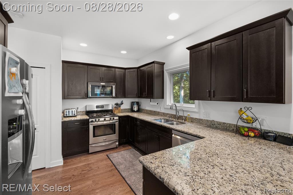 105 Lake Pines Drive Property Photo 20