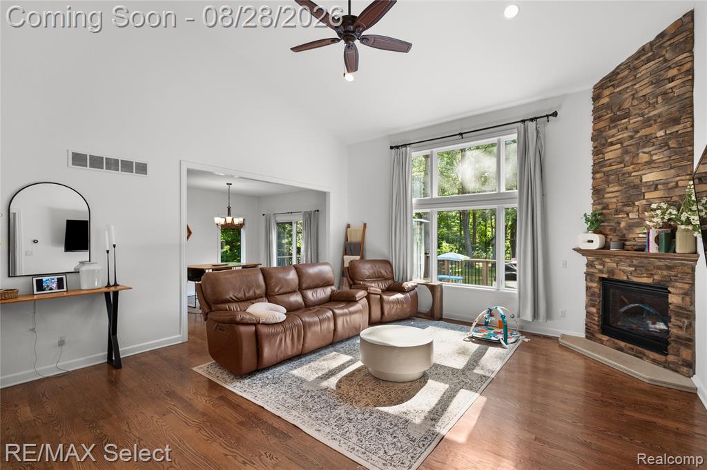 105 Lake Pines Drive Property Photo 27