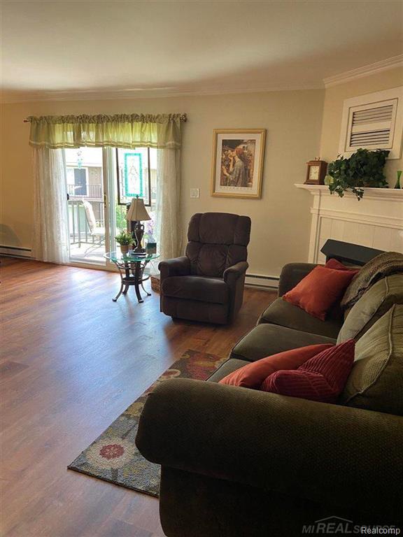 7485 Woodview Street Property Photo 4