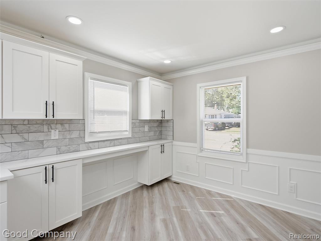 1112 Millard Avenue Property Photo 9