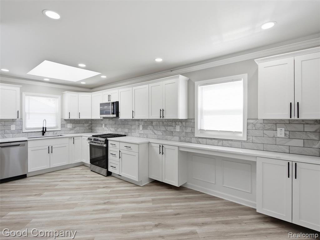 1112 Millard Avenue Property Photo 10