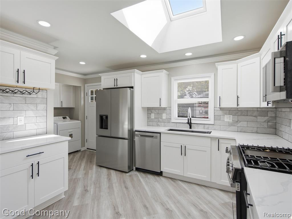 1112 Millard Avenue Property Photo 12