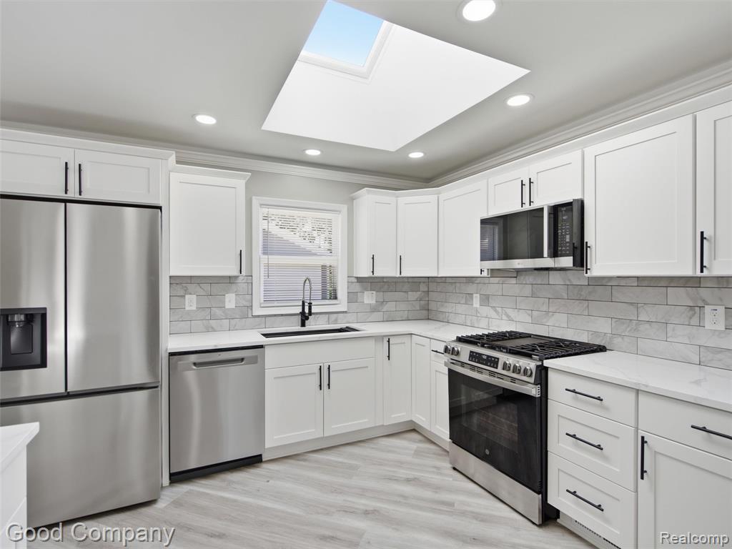 1112 Millard Avenue Property Photo 14