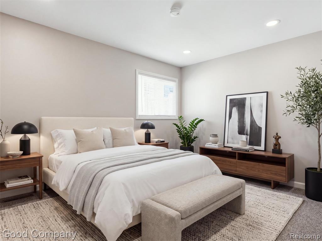 1112 Millard Avenue Property Photo 18