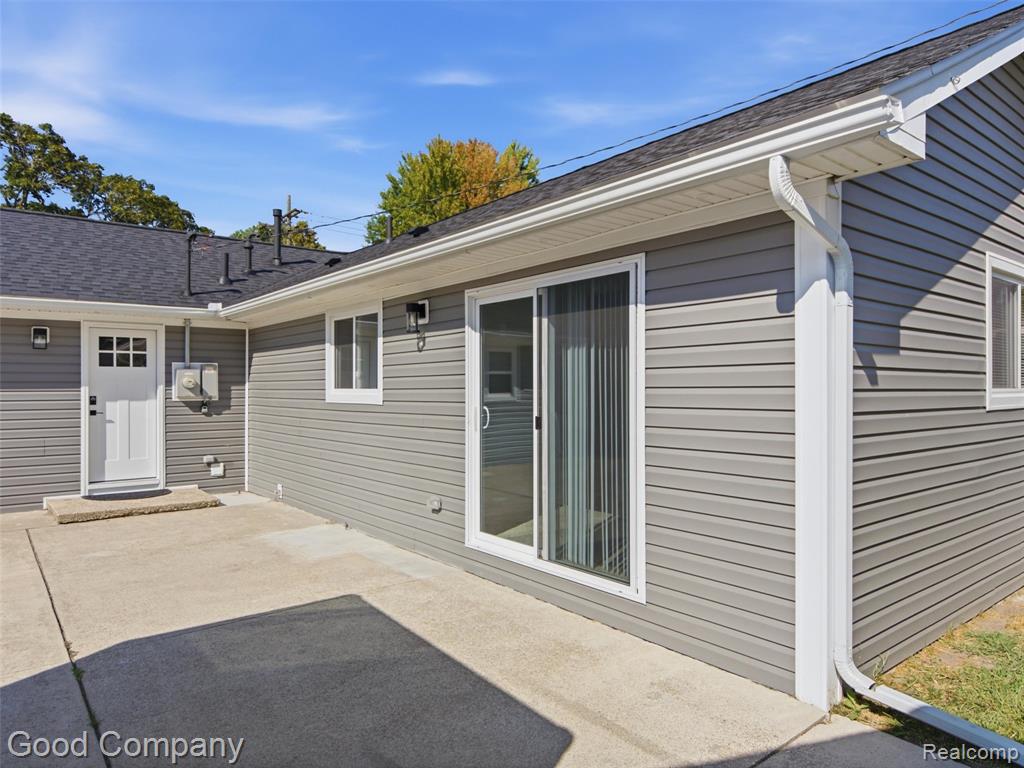 1112 Millard Avenue Property Photo 32