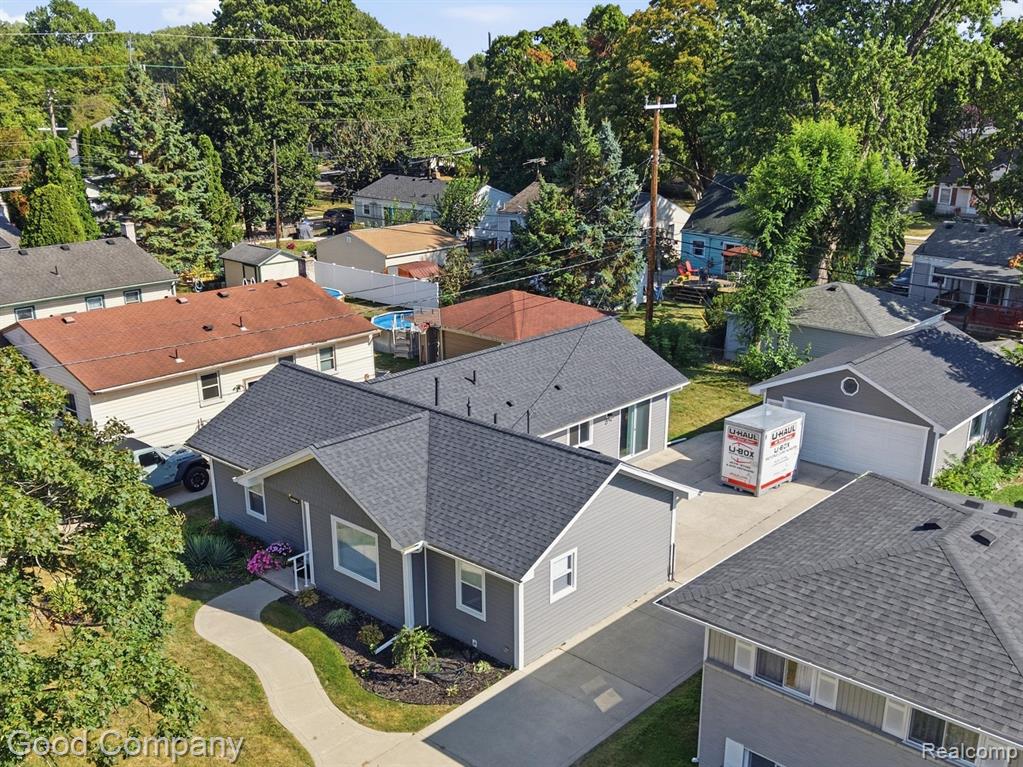 1112 Millard Avenue Property Photo 34