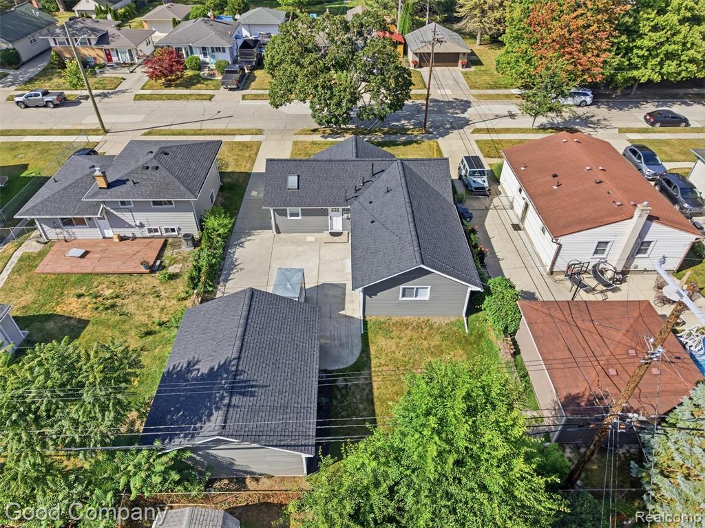 1112 Millard Avenue Property Photo 39