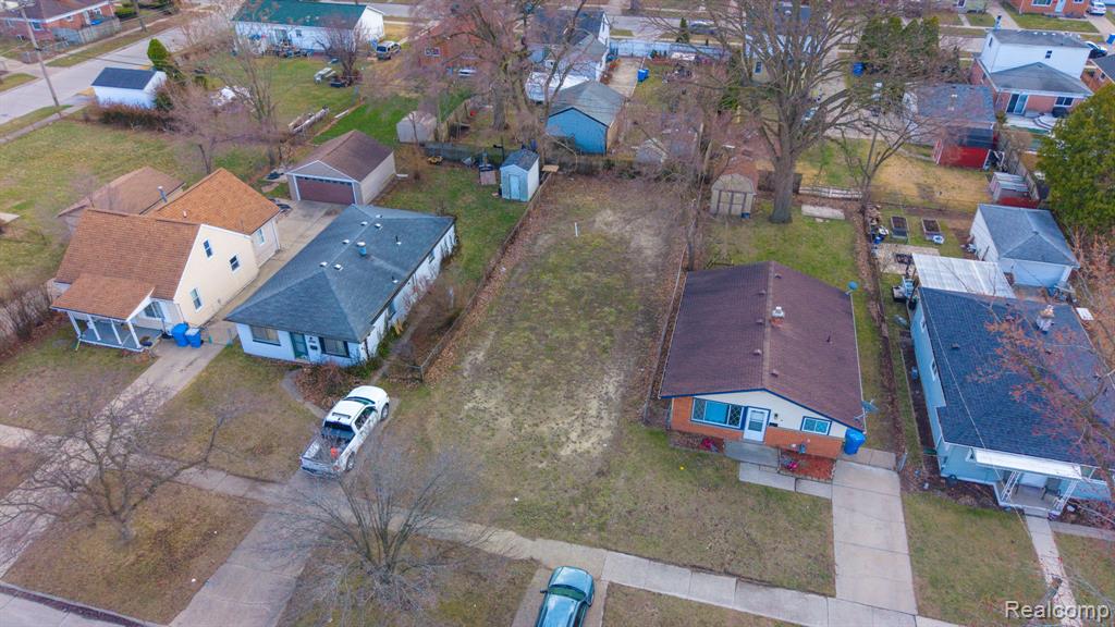 25659 Annapolis Street Property Photo 2