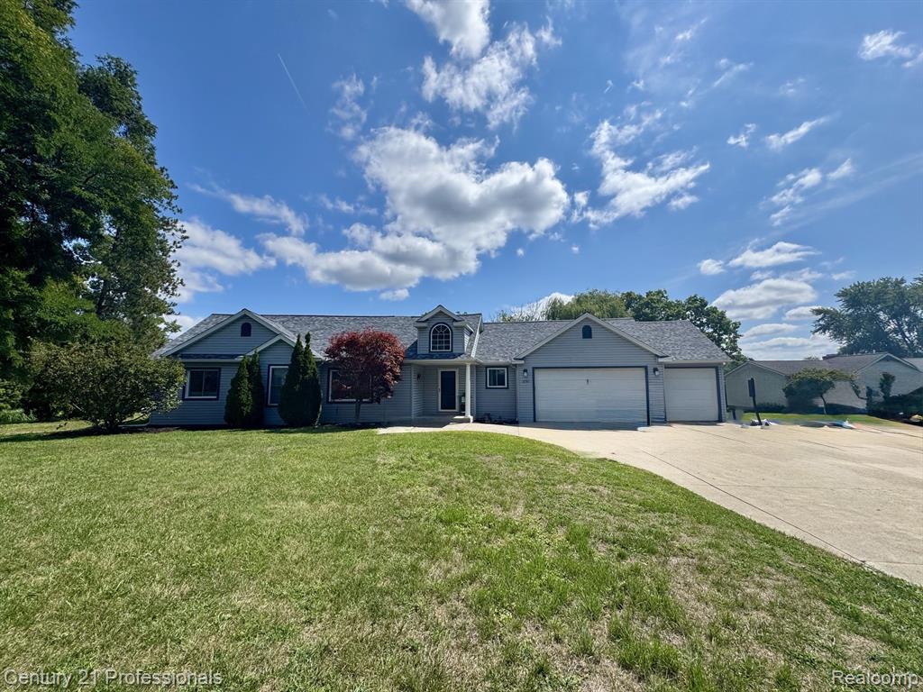3251 Mann Road Property Photo 1