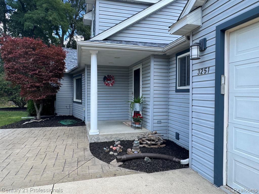 3251 Mann Road Property Photo 6