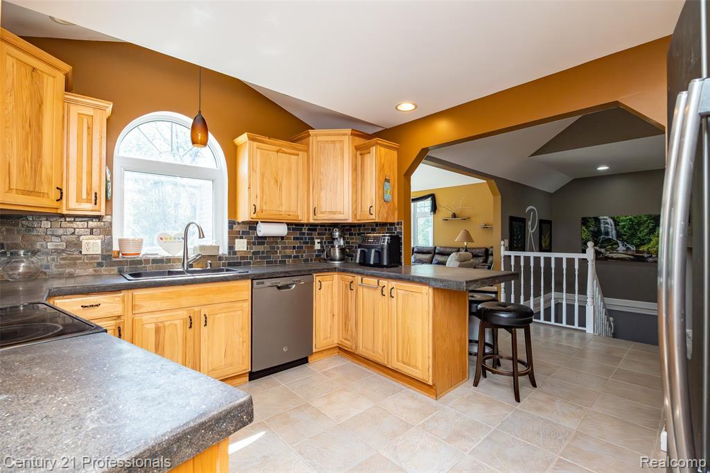 3251 Mann Road Property Photo 12