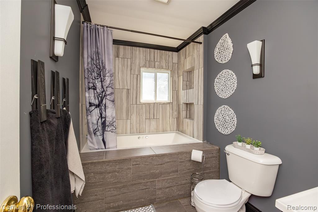3251 Mann Road Property Photo 14