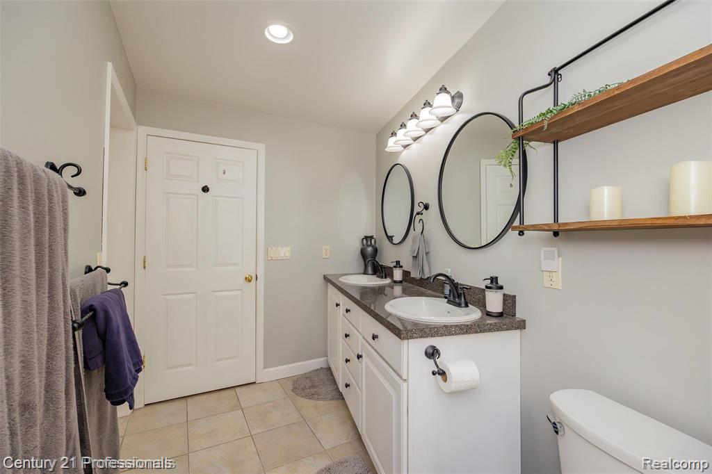 3251 Mann Road Property Photo 20