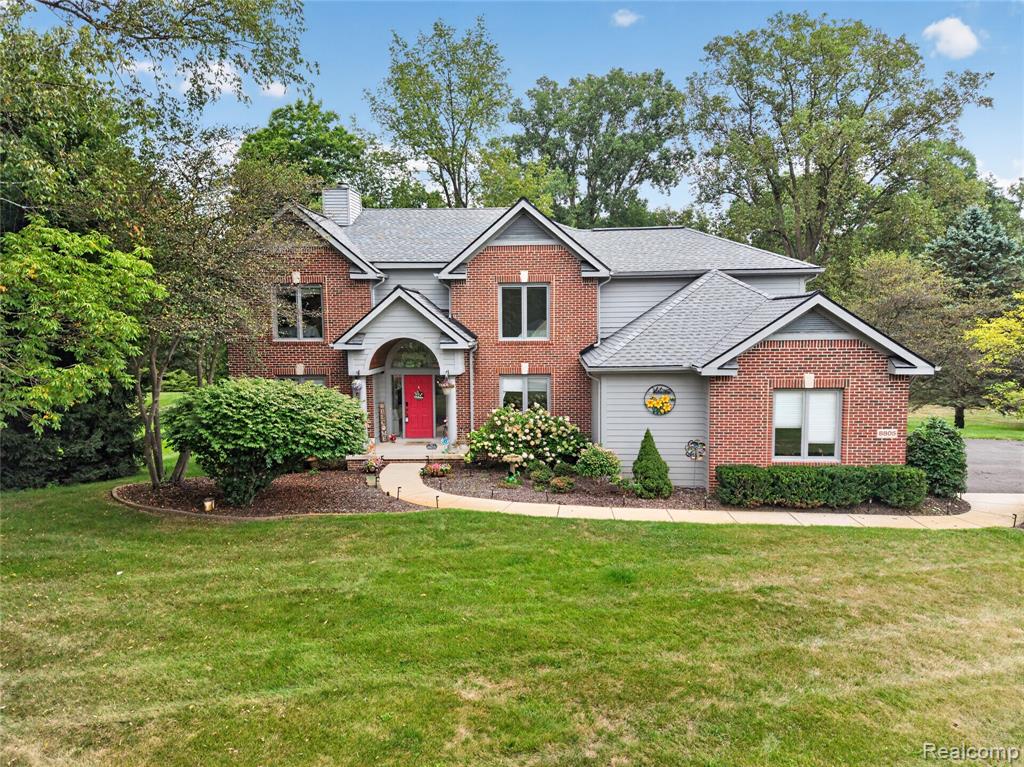 8805 Pebble Creek Drive Property Photo 1