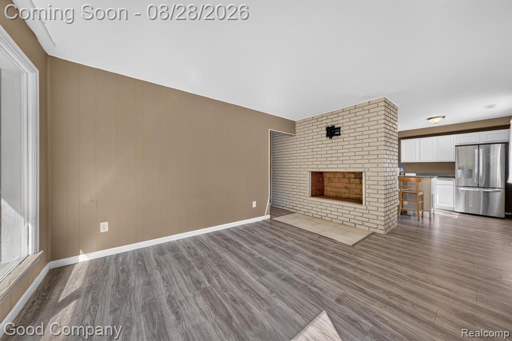 21004 Westover Avenue Property Photo 8