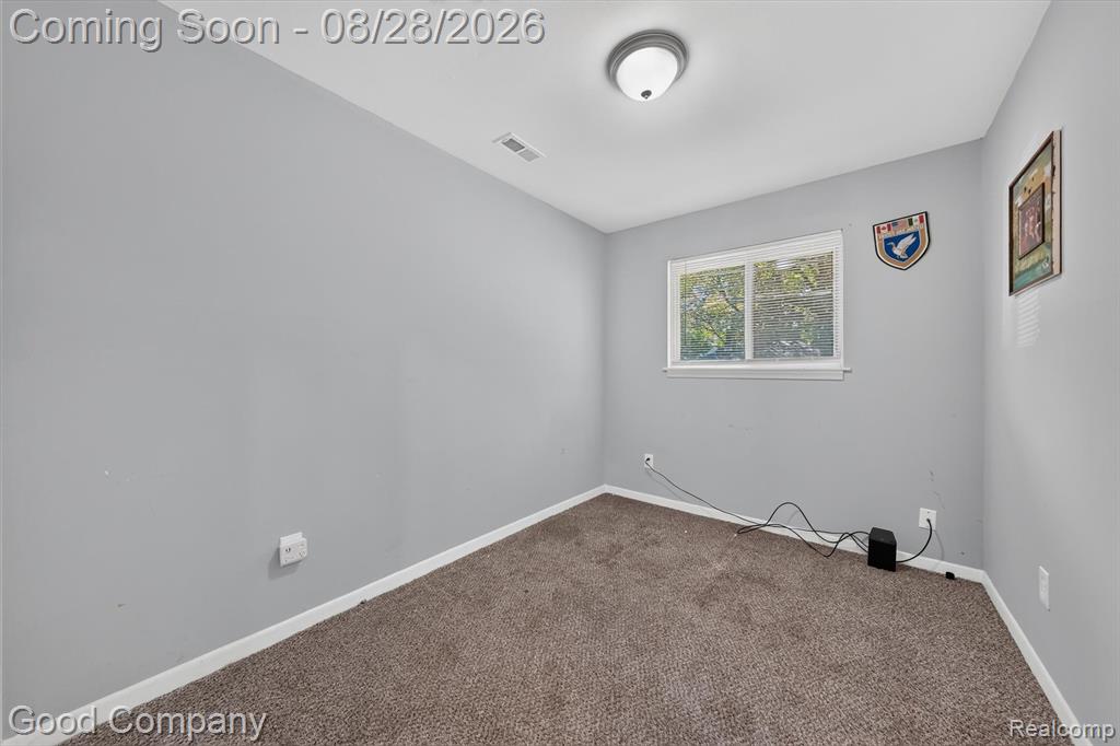21004 Westover Avenue Property Photo 19