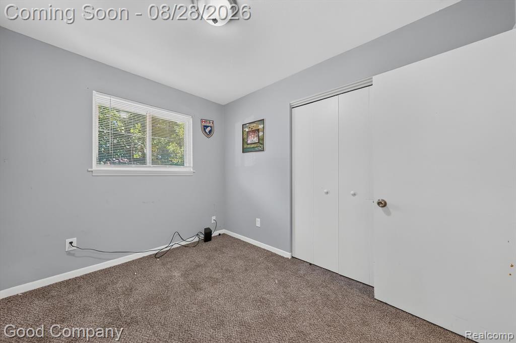 21004 Westover Avenue Property Photo 22