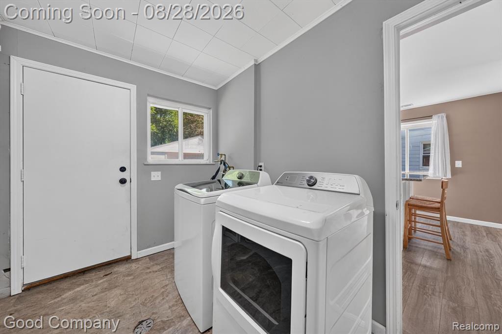 21004 Westover Avenue Property Photo 26