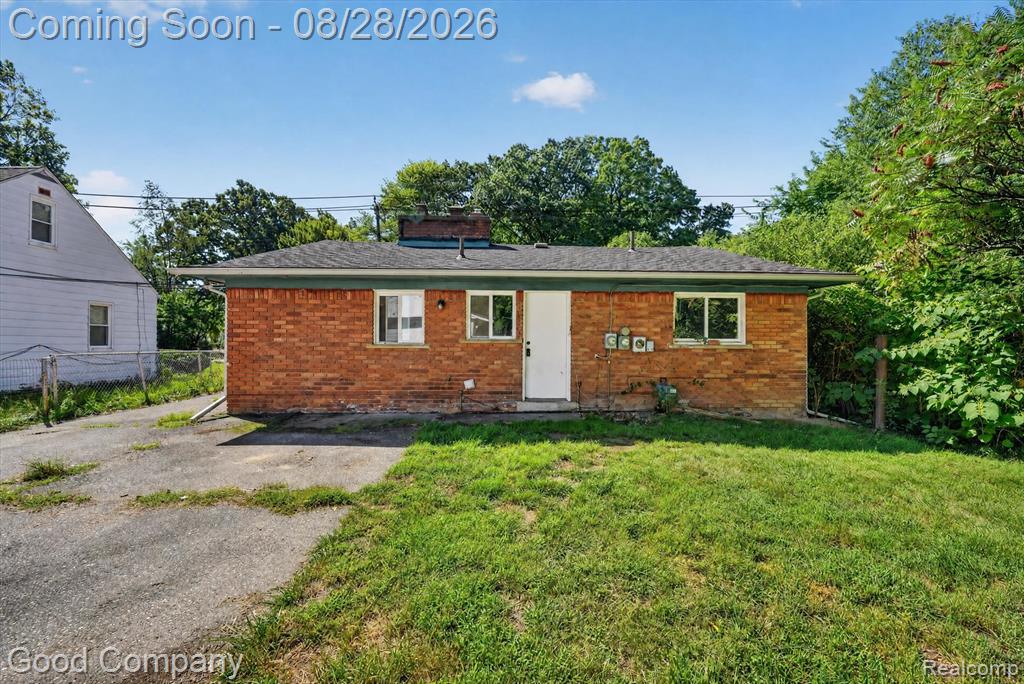 21004 Westover Avenue Property Photo 28
