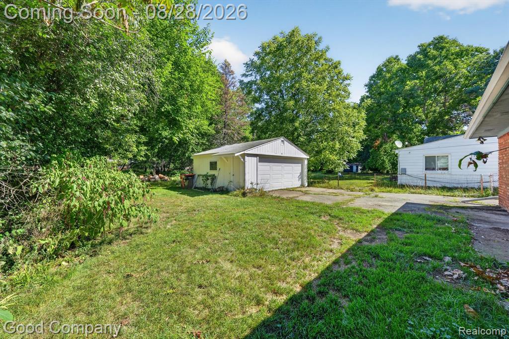 21004 Westover Avenue Property Photo 31