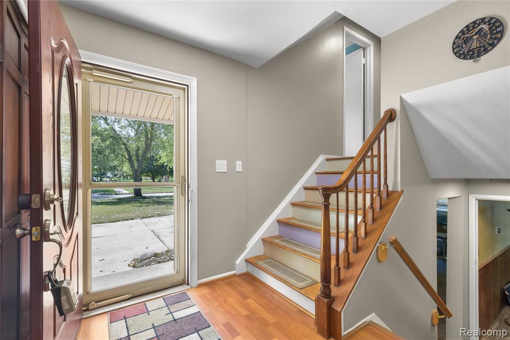 8522 Hampton Property Photo 4