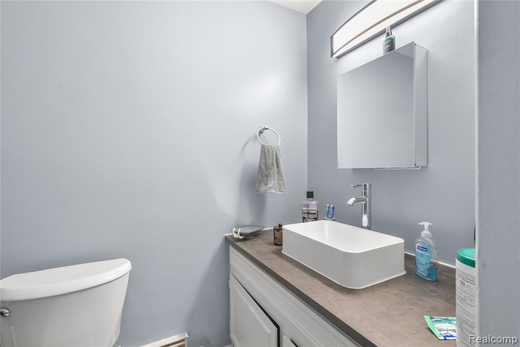8522 Hampton Property Photo 25