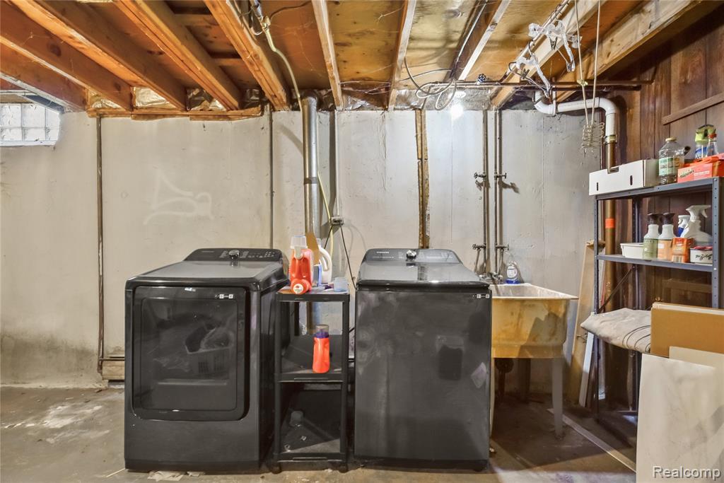 8522 Hampton Property Photo 44