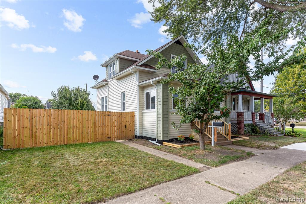 757 Orchard Street Property Photo 1