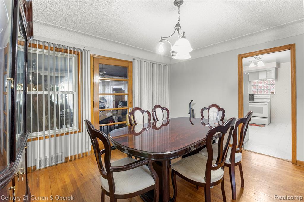 14050 Garfield Property Photo 11