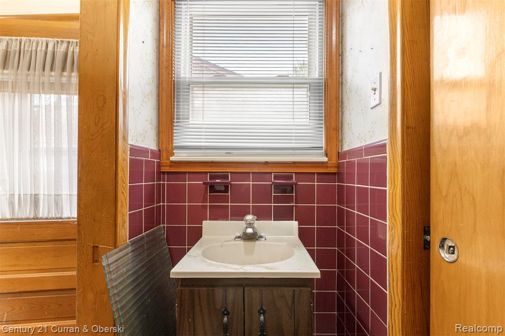 14050 Garfield Property Photo 25
