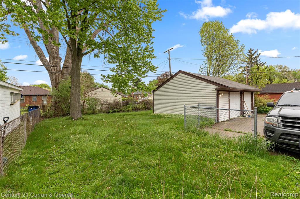 14050 Garfield Property Photo 42