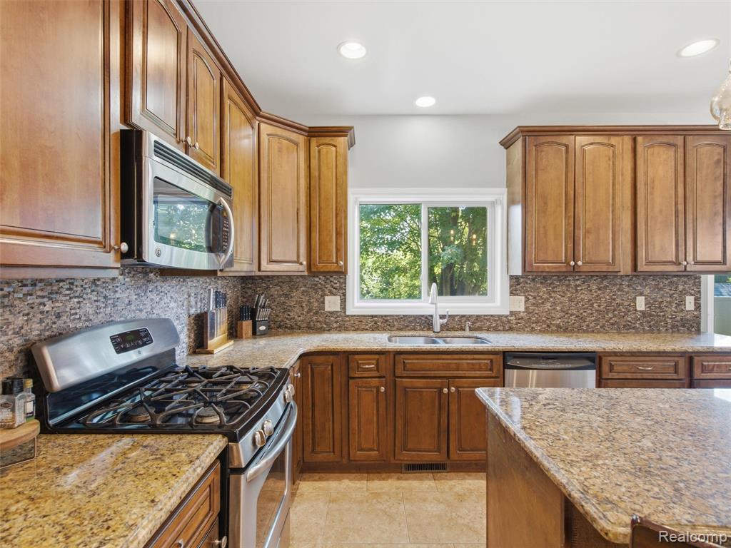 39218 Nautical Lane Property Photo 17