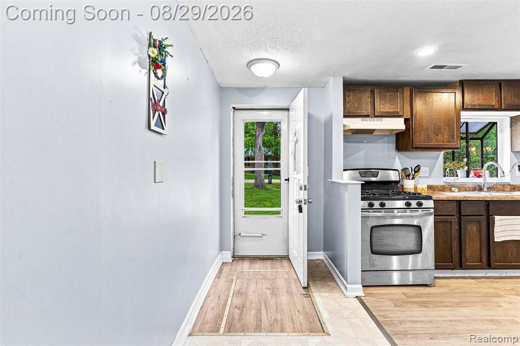 1163 S Packard Avenue Property Photo 6
