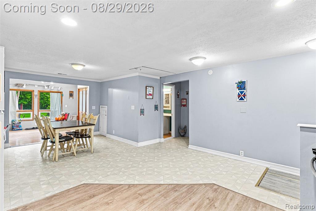 1163 S Packard Avenue Property Photo 10