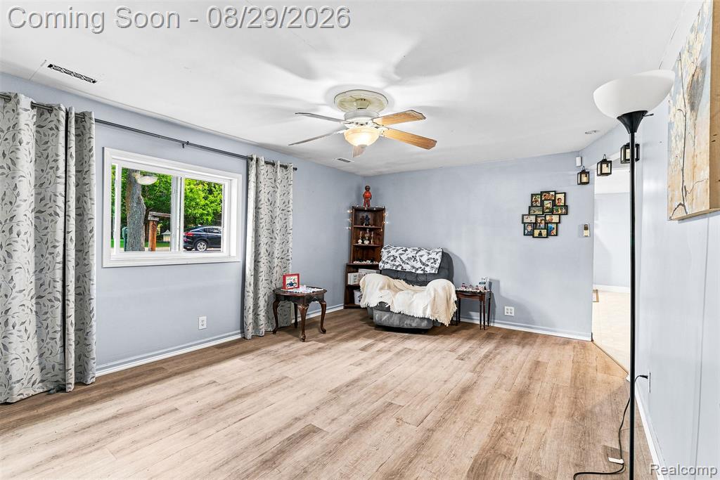 1163 S Packard Avenue Property Photo 21