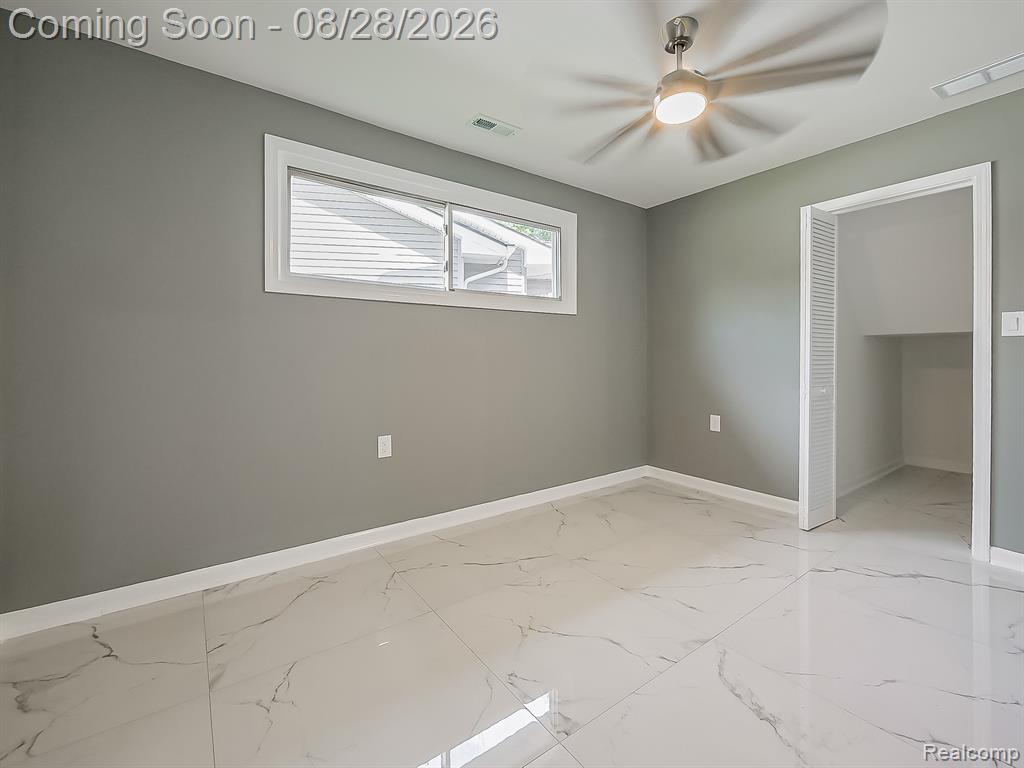 3402 Elmhurst Avenue Property Photo 9