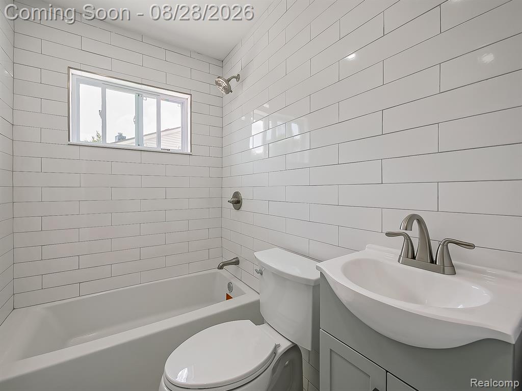 3402 Elmhurst Avenue Property Photo 12