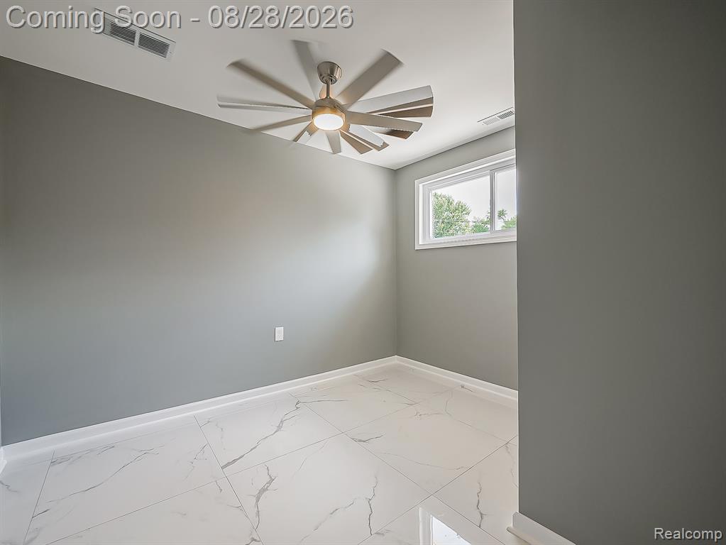 3402 Elmhurst Avenue Property Photo 13