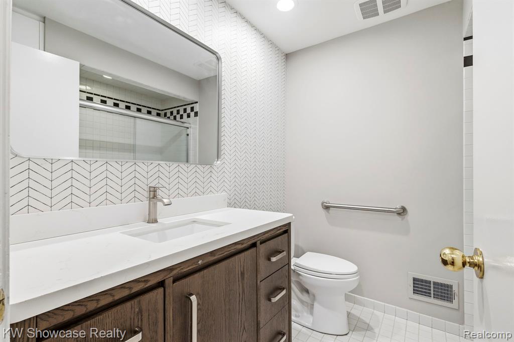1539 Wandrei Court Property Photo 49