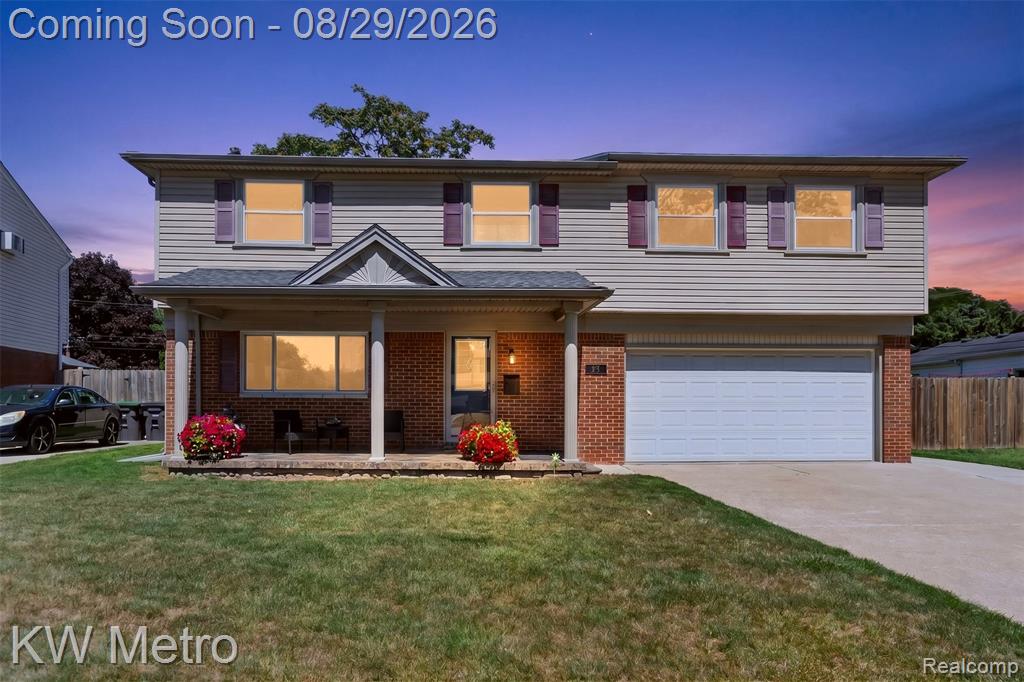 9312 Elaine Court Property Photo 1