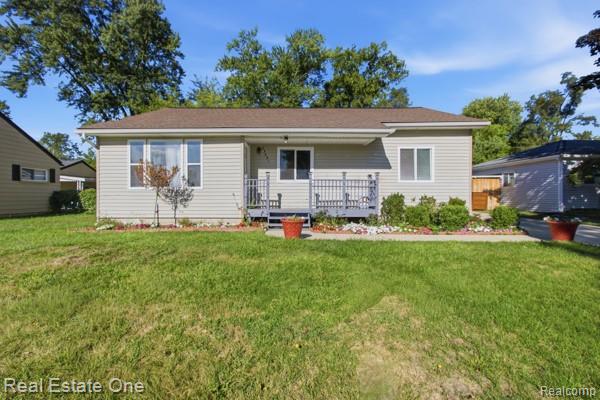 23031 Colgate Street Property Photo 1