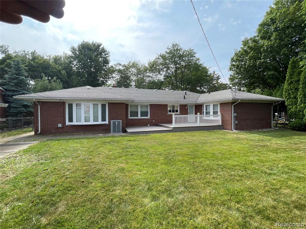 1801 Waverly Street Property Photo 5