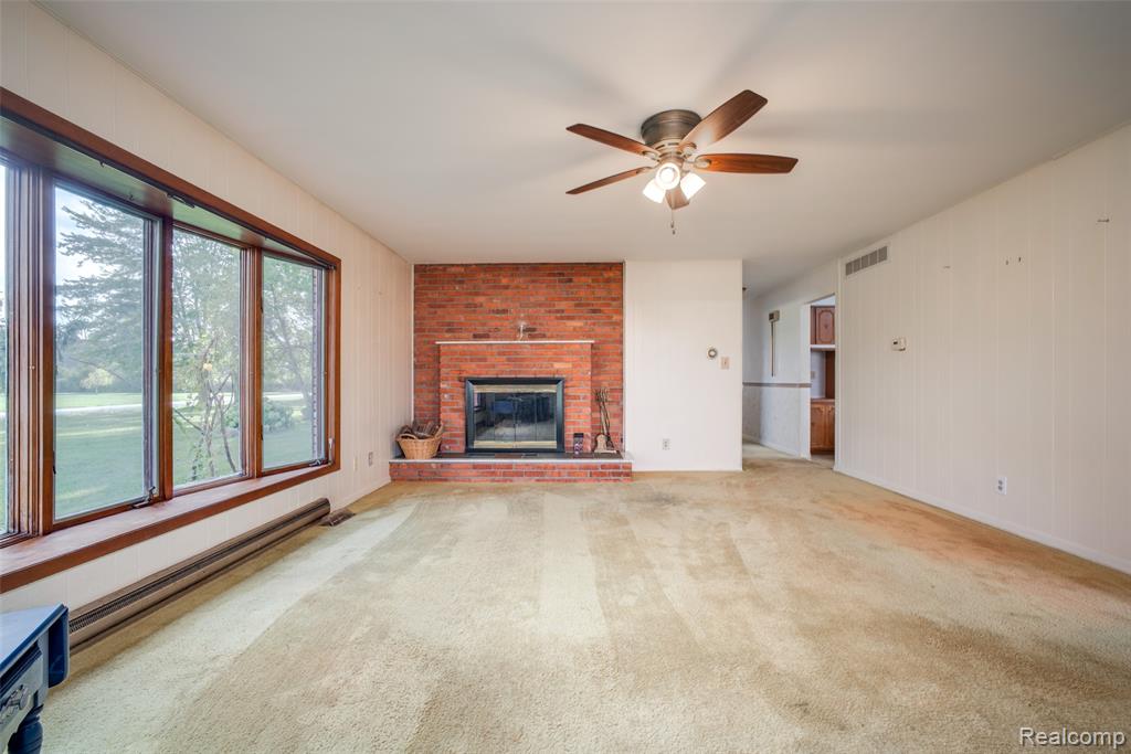 8728 Rynn Road Property Photo 7