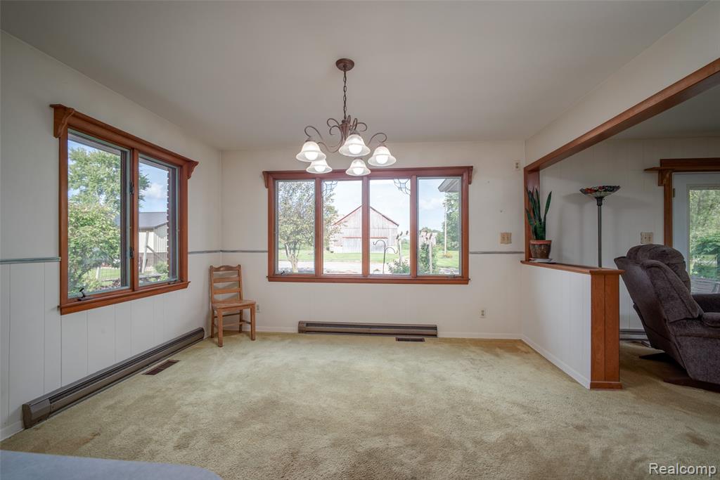 8728 Rynn Road Property Photo 12