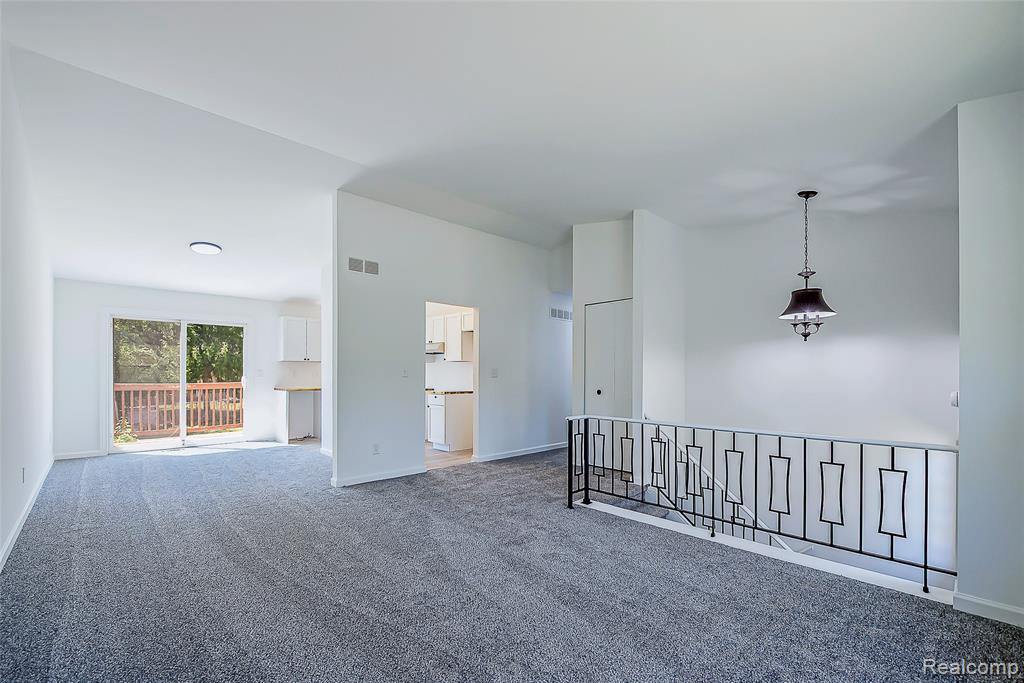 1186 Stamford Road Property Photo 16