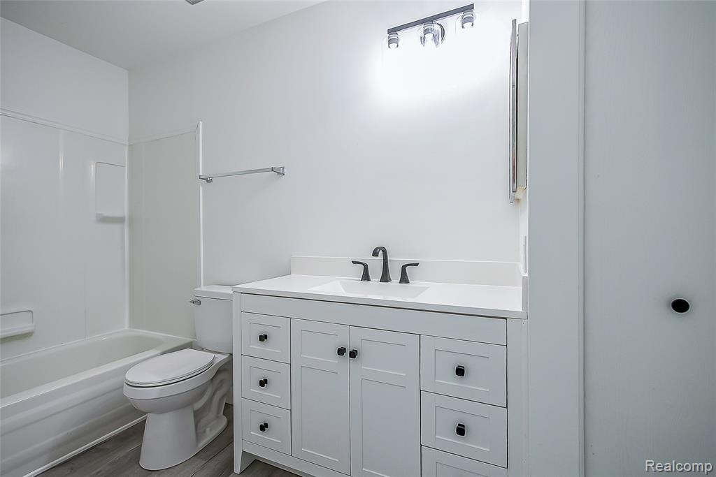 1186 Stamford Road Property Photo 27
