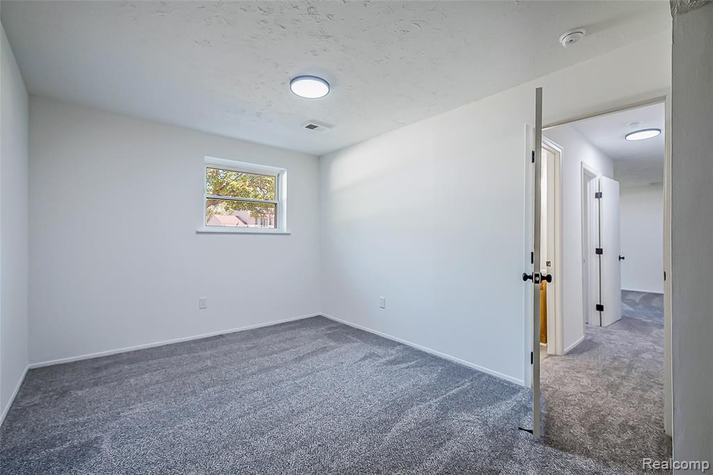 1186 Stamford Road Property Photo 38