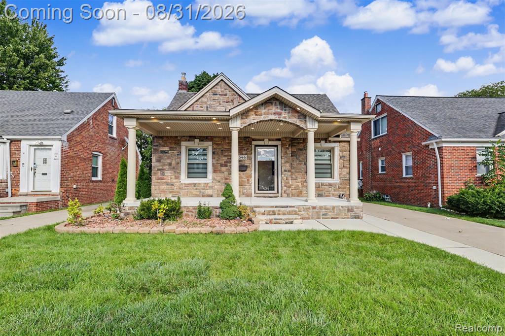 546 Nightingale Street Property Photo 1