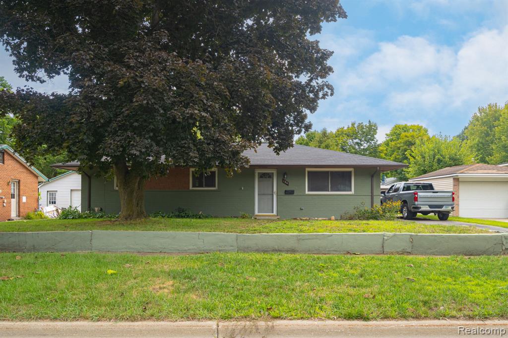 104 N Corbin Street Property Photo 1