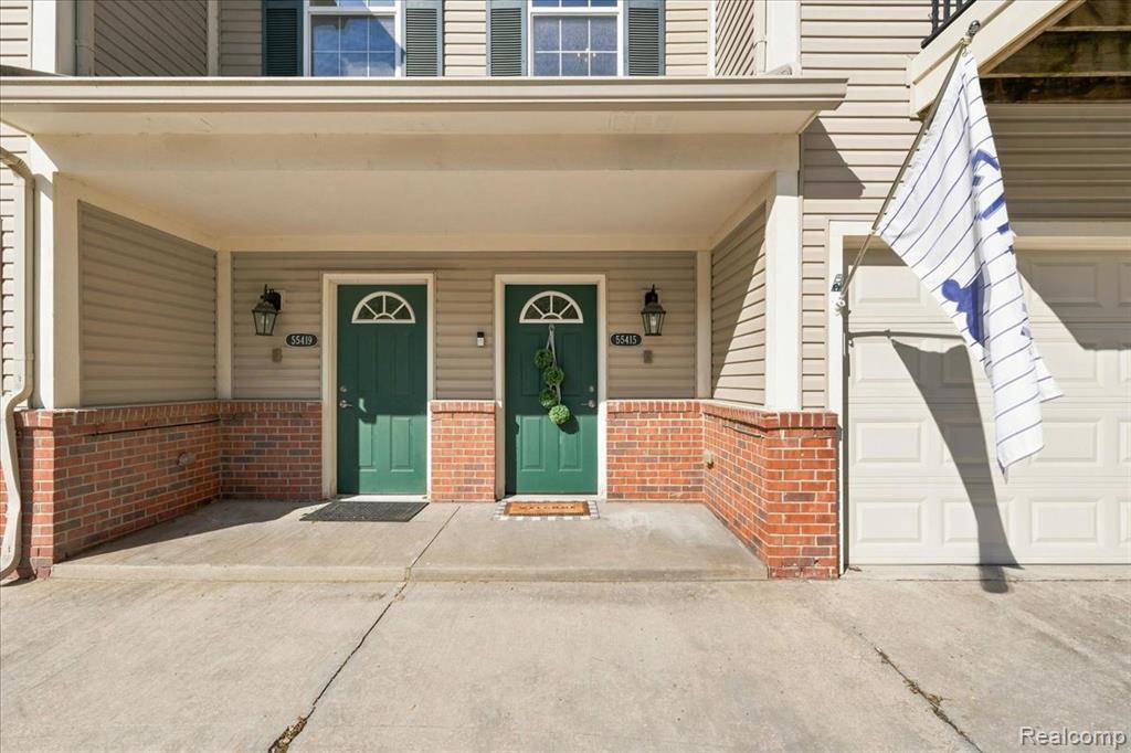 55415 Ambassador Court Property Photo 3